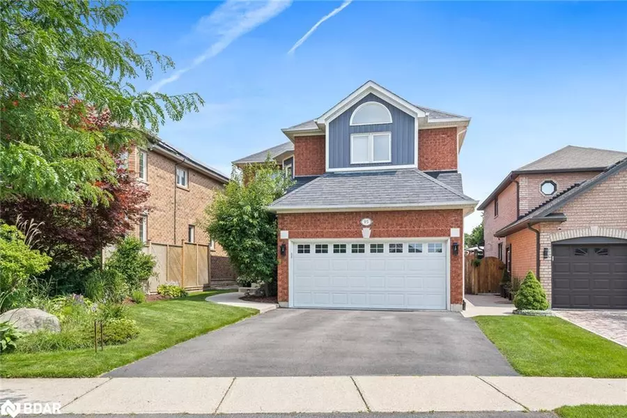 95 Standish Street, Georgetown, ON L7G 5W3