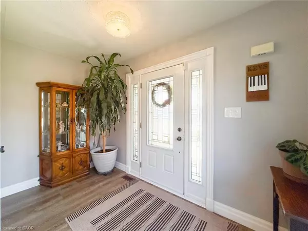 Waterford, ON N0E 1Y0,19 Coulas Crescent