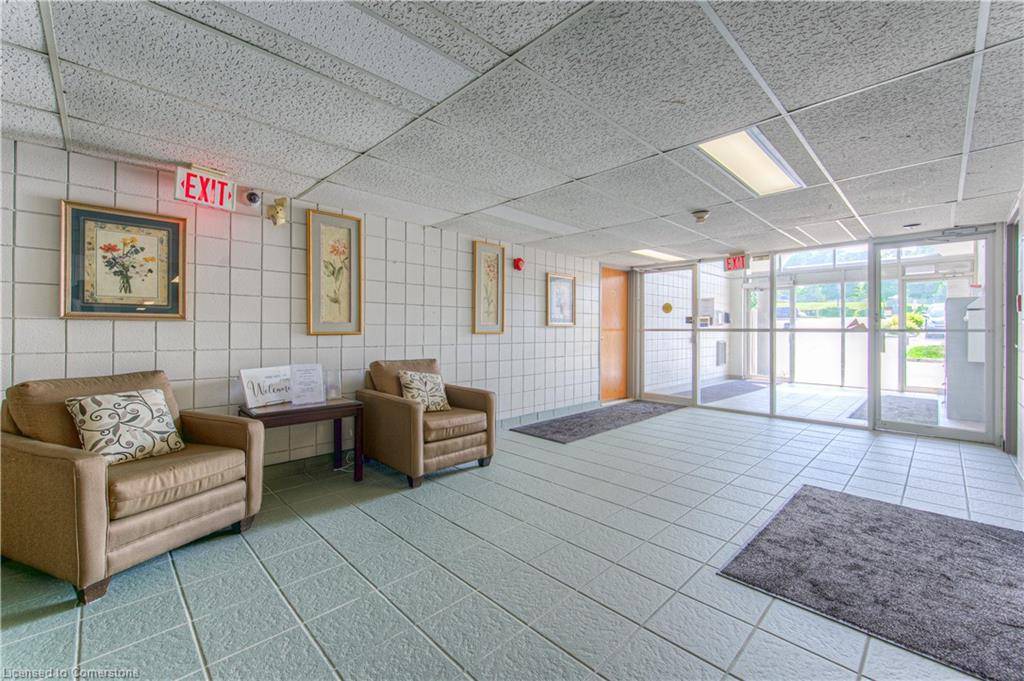 Woodstock, ON N4V 1B1,163 Ferguson Drive #115
