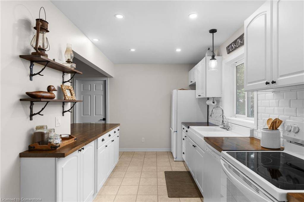 Gravenhurst, ON P1P 1R3,1166 North Shore Drive #3