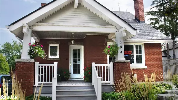 294 Dundas Street E, Waterdown, ON L0R 2H0