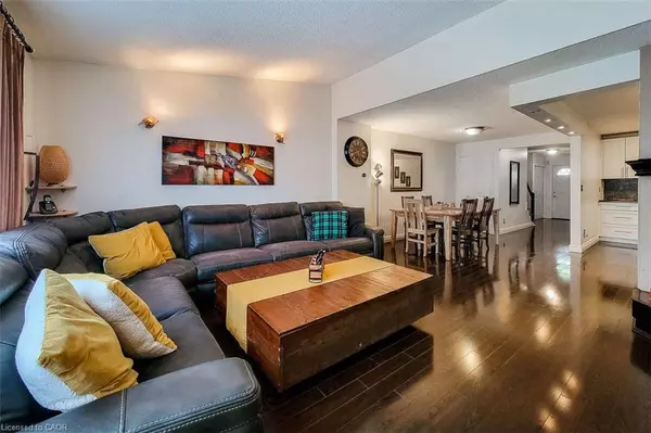 Stoney Creek, ON L8E 4E1,339 Macintosh Drive