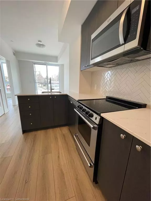 312 Erb Street W #214, Waterloo, ON N2L 0K9