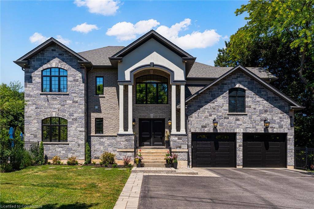 Ancaster, ON L9G 1C8,175 Oakhill Place