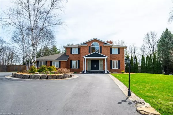 24 John Martin Crescent, Flamborough, ON L8B 0Z9