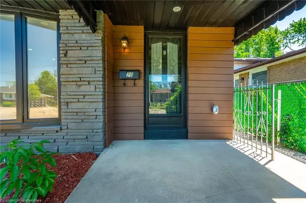 Hamilton, ON L8T 2Y8,29 Northgate Drive #2