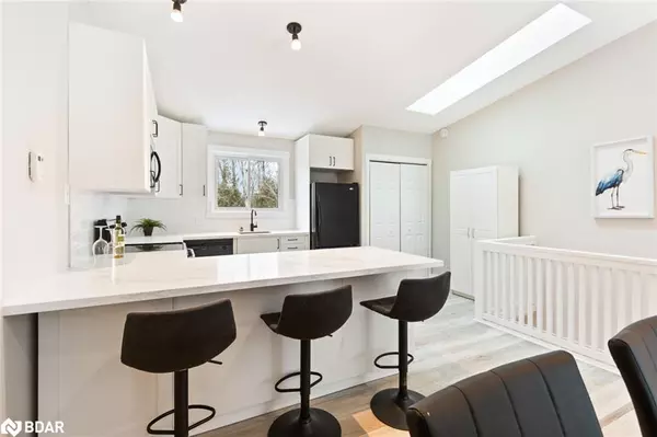 Collingwood, ON L9Y 5B4,#403 - 12 Dawson Drive