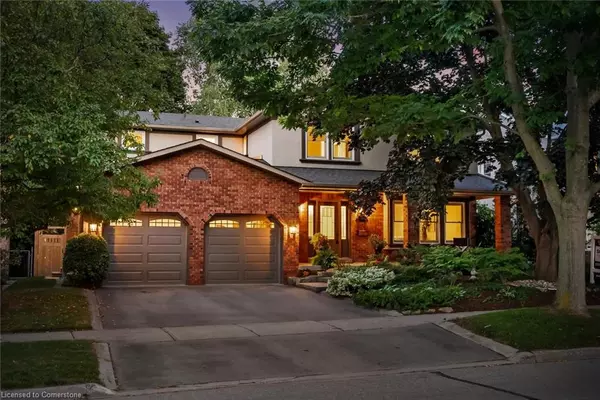 2262 Constance Drive, Oakville, ON L6J 6G4