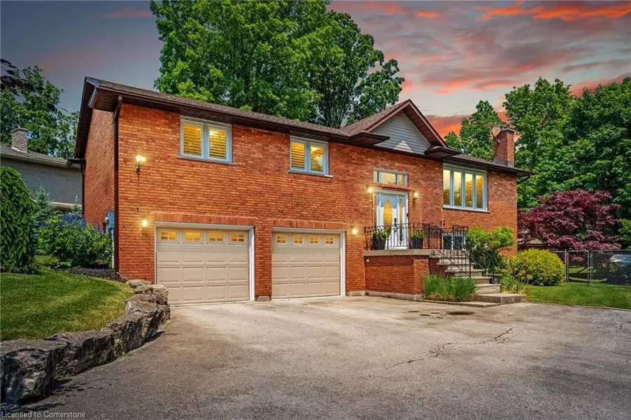 5126 Chippewa Road E, Glanbrook, ON L0R 1W0
