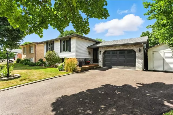 49 Scott Street, St. George, ON N0E 1N0