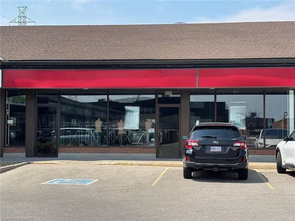 Guelph, ON N1H 7P7,170 Silvercreek Parkway N #4