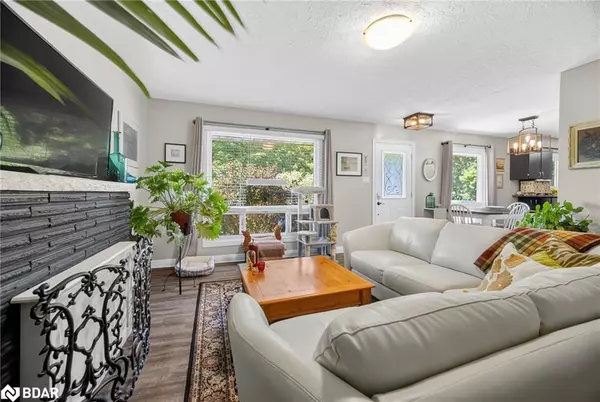 London, ON N6J 3K1,364 Beachwood Avenue