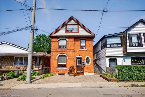 84 Ray Street S, Hamilton, ON L8P 3V7