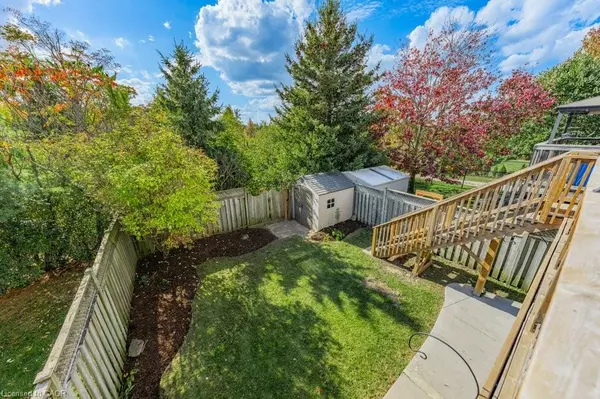 Guelph, ON N1G 5A2,43 Boulder Crescent