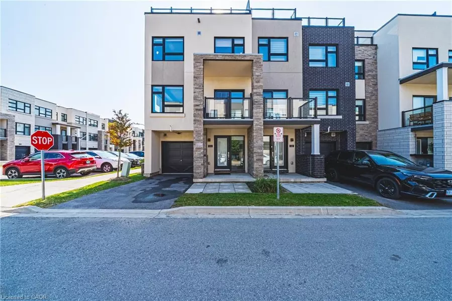 1121 Cooke Boulevard #13, Burlington, ON L7T 0C3