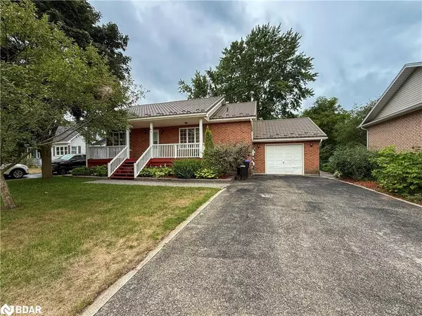 65 Vernon Street, Angus, ON L0M 1B0