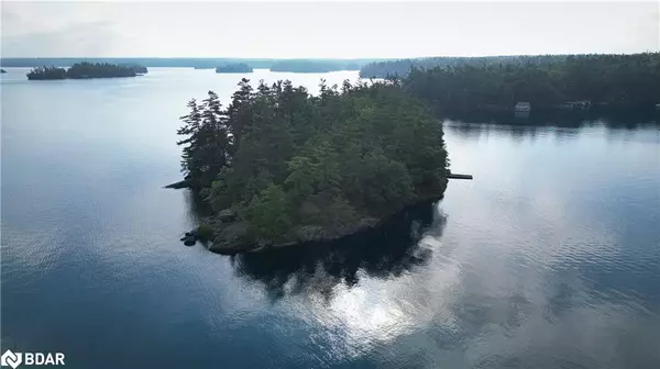 Gravenhurst, ON P1P 1R2,1 Island 3lm Island