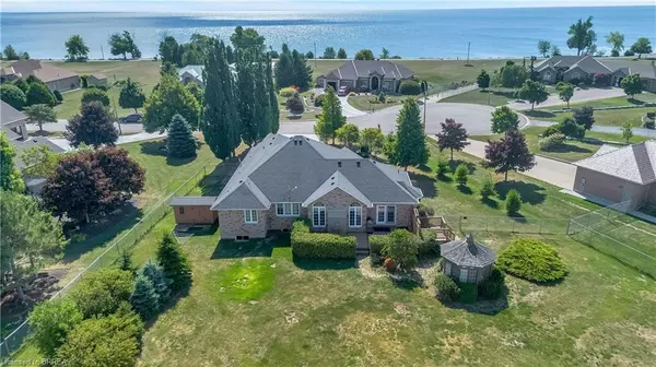 16 Featherstone Avenue, Selkirk, ON N0A 1P0