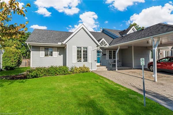 8 Garden Drive, Smithville, ON L0R 2A0