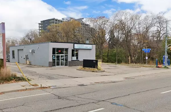 54 Bridgeport Road E, Waterloo, ON N2J 2J6