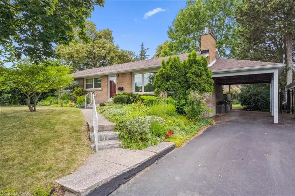 Guelph, ON N1G 1H1,29 Echo Drive