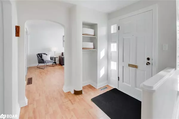 Orillia, ON L3V 2N5,20 Rose Avenue