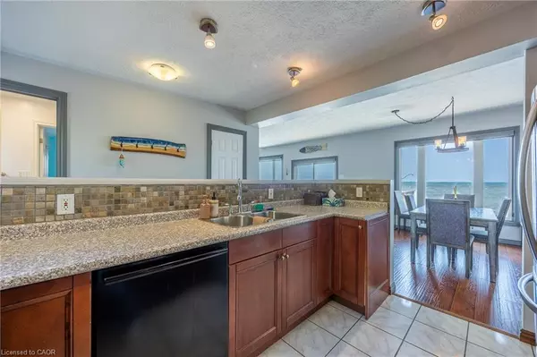 Port Dover, ON N0A 1N3,16 Snider Crescent