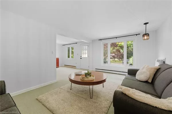 Port Dover, ON N0A 1N5,14 Jackson Heights