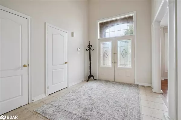 Oakville, ON L6H 7T5,2348 Tesla Crescent