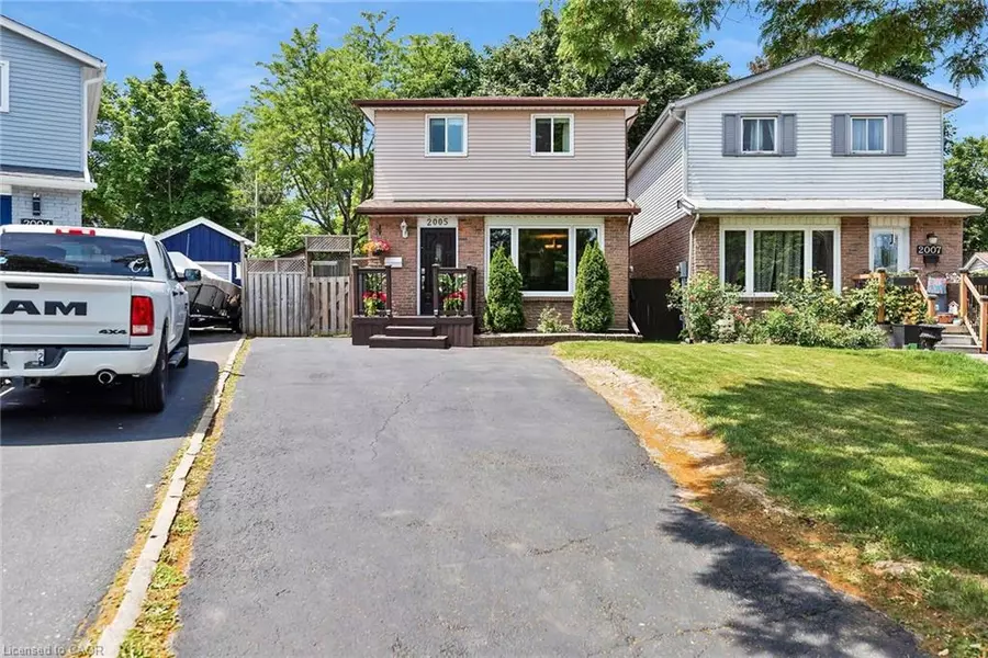 2005 Canning Court, Burlington, ON L7P 3S5