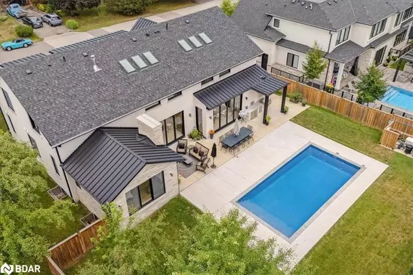 Oakville, ON L6L 4E5,234 Walby Drive