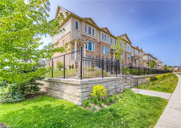 120 Watson Parkway N #2, Guelph, ON N1E 0P6