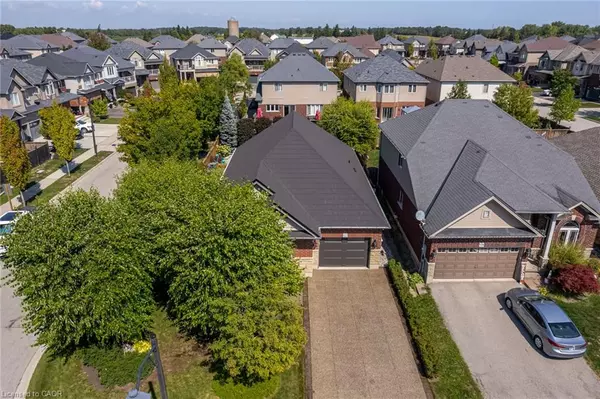 Hamilton, ON L0R 1C0,122 Pumpkin Pass