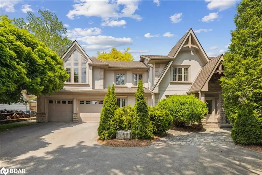 621 North Shore Boulevard E, Burlington, ON L7T 1X4