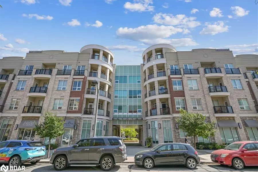 216 Oak Park Boulevard #414, Oakville, ON L6H 7S8