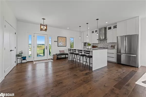 Annan, ON N0H 1B0,103 Ugovsek Crescent