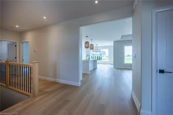 Port Dover, ON N0A 1N3,222 Schooner Drive