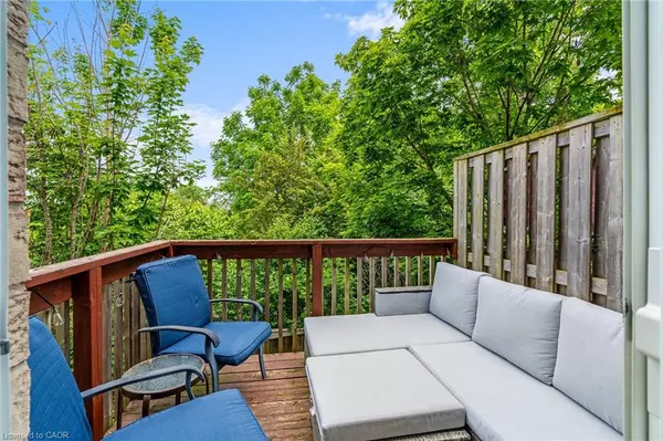 Mississauga, ON L5N 7E2,6995 Glory Court #9