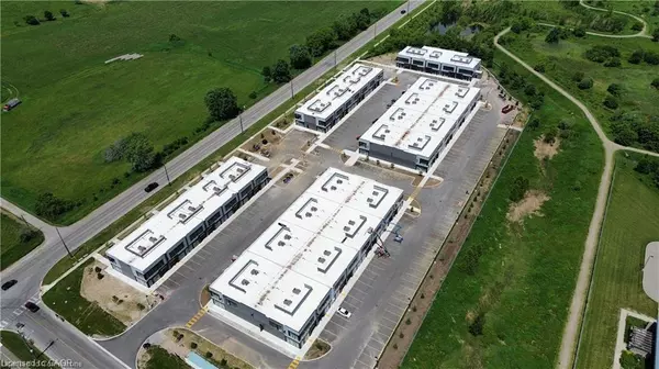 Guelph, ON N1C 0A1,589 Hanlon Creek Boulevard #33-35