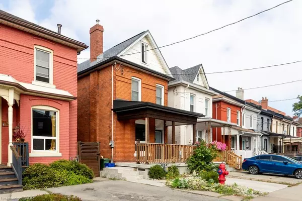 21 Fullerton Avenue, Hamilton, ON L8L 6G9