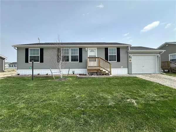 14 Copper Beech Drive, Haldimand County, ON N0A 1L0