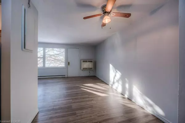 Kitchener, ON N2C 1K7,1200 Courtland Avenue E #44