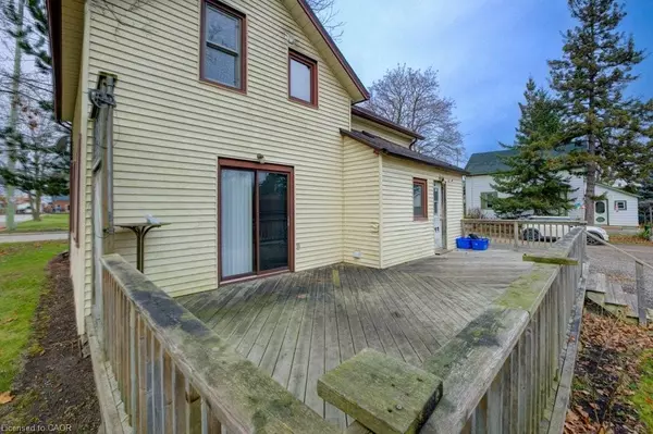 Breslau, ON N0B 1M0,99 Woolwich Street S