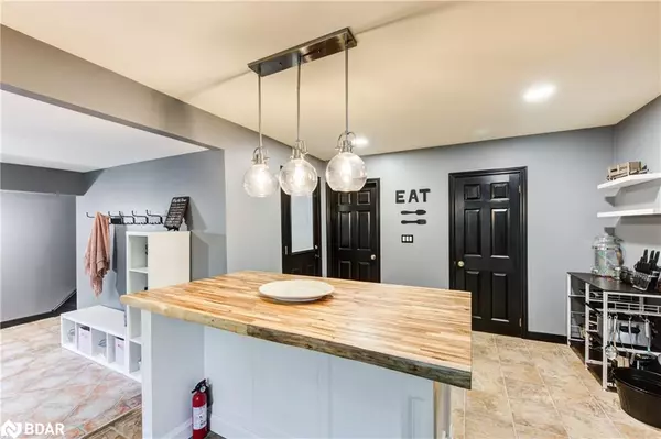 Ingersoll, ON N5C 3J7,403137 Robinson Road