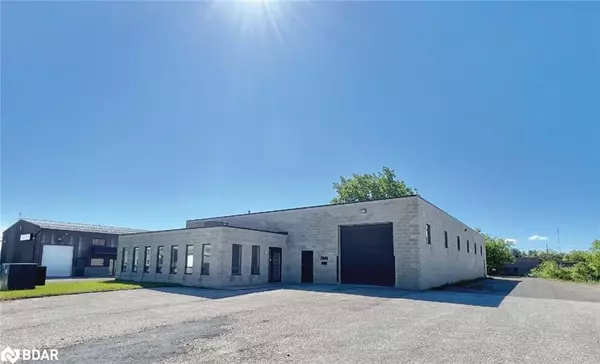 35 Lennox Drive, Barrie, ON L4N 9V7