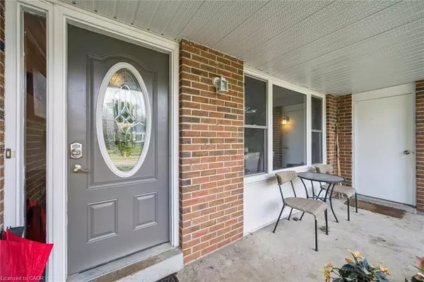 Guelph, ON N1H 6Z4,10 Northwood Crescent