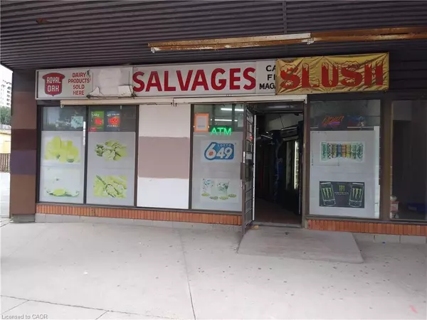 315 York Boulevard, Hamilton, ON L8R 3K5