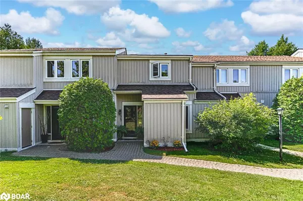 547 Oxbow Crescent, Collingwood, ON L9Y 5B4