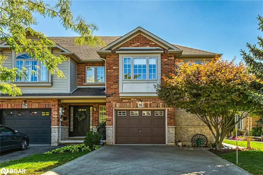 31 Elderberry Avenue, Grimsby, ON L3M 5R5