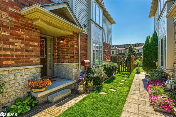 Grimsby, ON L3M 5R5,31 Elderberry Avenue